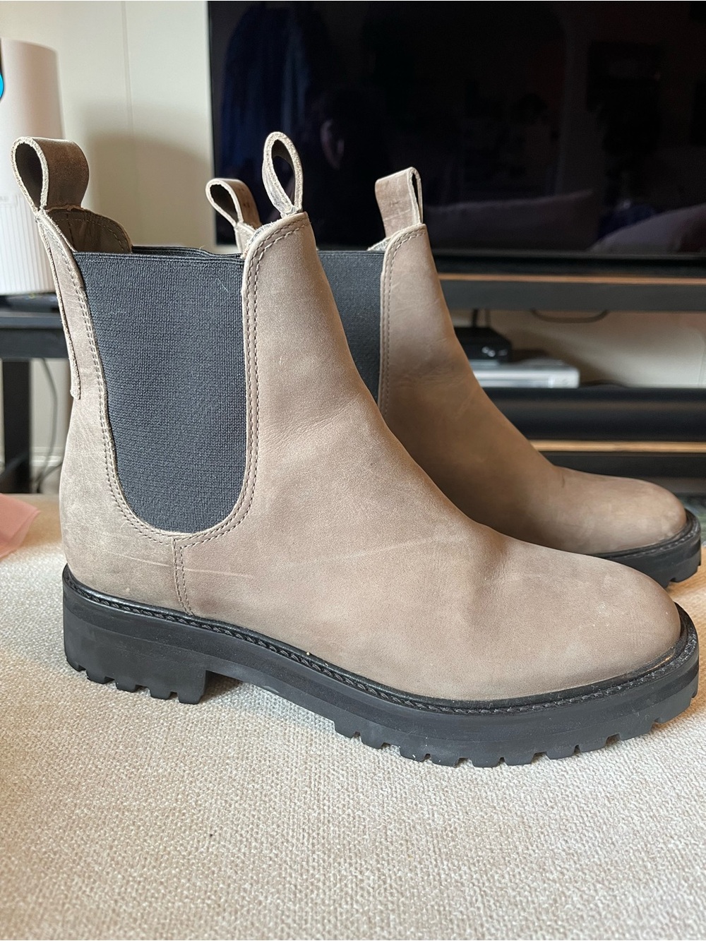 Everlane Lug Sole Chelsea Boots